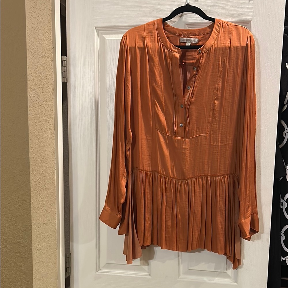 Banana Republic Orange Long Sleeve Pleated Blouse